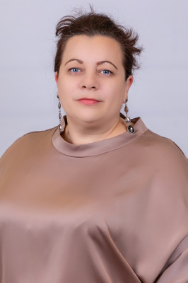 Воспитатель Полякова Ирина Викторовна